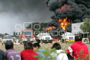 INCENDIO TOMA CLANDESTINA ACATZINGO