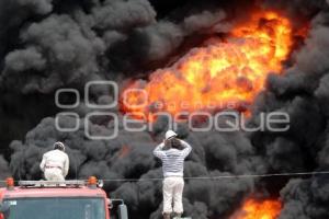 INCENDIO TOMA CLANDESTINA ACATZINGO