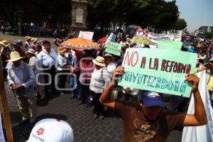 MARCHA CONTRA LA PRIVATIZACIÓN DEL AGUA