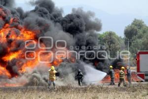 INCENDIO TOMA CLANDESTINA ACATZINGO