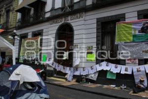 MANIFESTACIÓN . CONGRESO