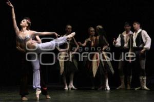 BALLET  DE  KIEV