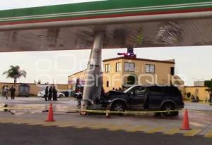 CHOQUE CONTRA GASOLINERA . TEXMELUCAN