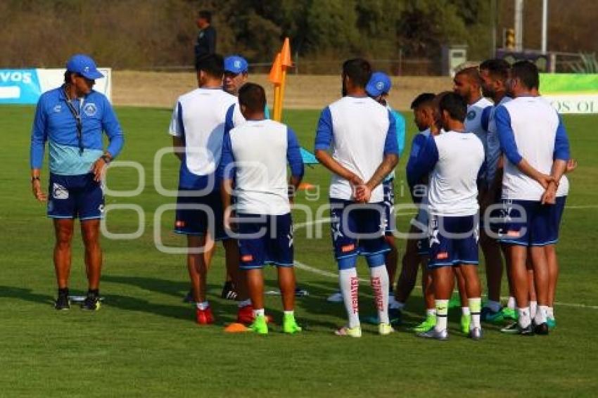 ENTRENAMIENTO . CLUB PUEBLA