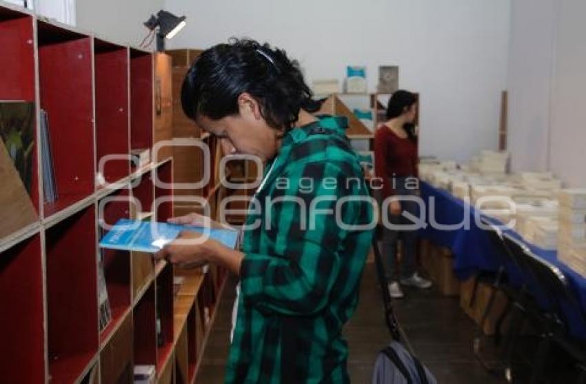 FERIA NACIONAL DEL LIBRO