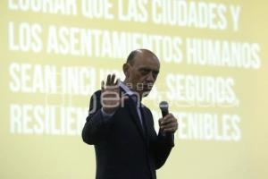 ITESM . JUAN CARLOS LASTIRI