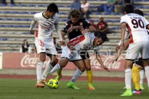 FÚTBOL . LOBOS VS VENADOS