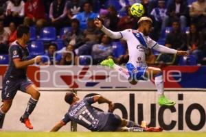 FÚTBOL . CLUB PUEBLA VS MORELIA