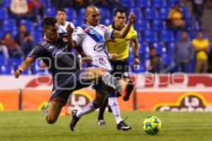 FÚTBOL . CLUB PUEBLA VS MORELIA