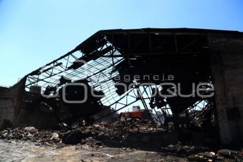 SEGURIDAD . FÁBRICA QUEMADA