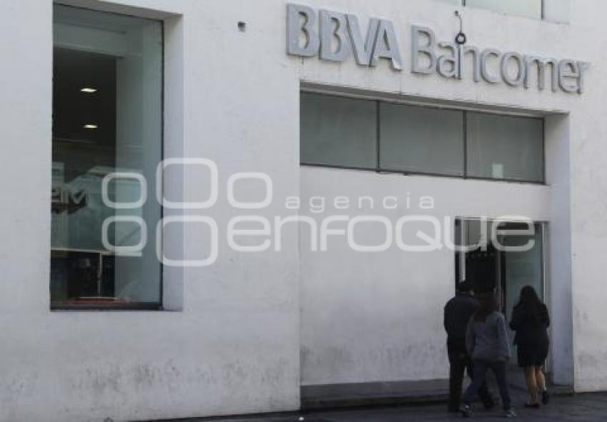 ECONOMÍA . BANCOS