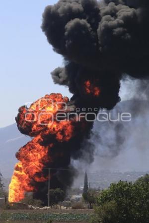 ACATZINGO . INCENDIO DUCTO DE PEMEX