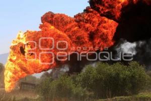 ACATZINGO . INCENDIO DUCTO DE PEMEX