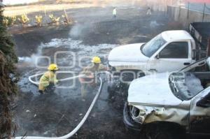 INCENDIO DE AUTOS . TEHUACÁN