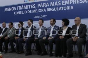 MENOS TRÁMITES, MÁS EMPRESAS