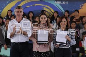 PRIMERA PIEDRA . CASA JÓVENES EN PROGRESO