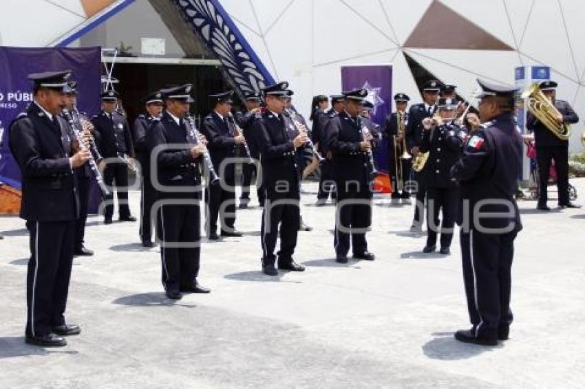 BANDA SINFÓNICA DE LA POLICÍA ESTATAL . FERIA DE PUEBLA