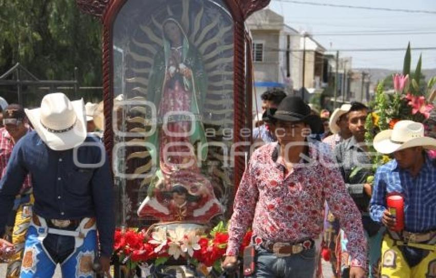 PROCESIÓN JINETES . TEHUACÁN