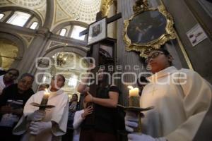SEMANA SANTA . VIACRUCIS