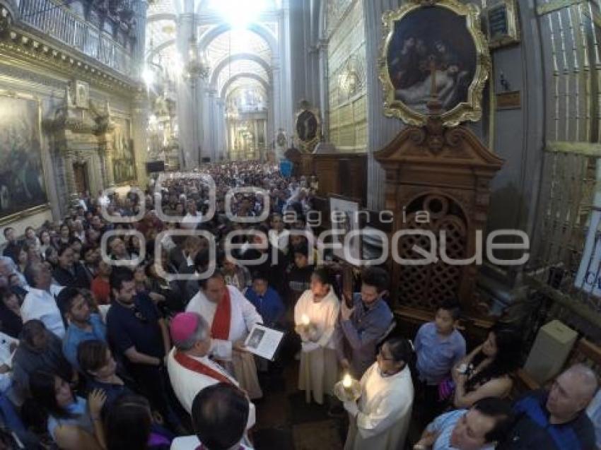 SEMANA SANTA . VIACRUCIS