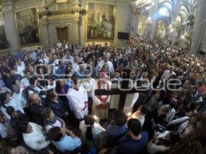 SEMANA SANTA . VIACRUCIS