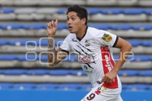 FÚTBOL . LOBOS VS LEONES NEGROS