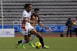 FÚTBOL . LOBOS VS LEONES NEGROS