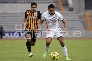 FÚTBOL . LOBOS VS LEONES NEGROS