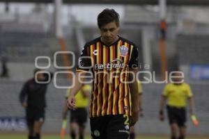 FÚTBOL . LOBOS VS LEONES NEGROS