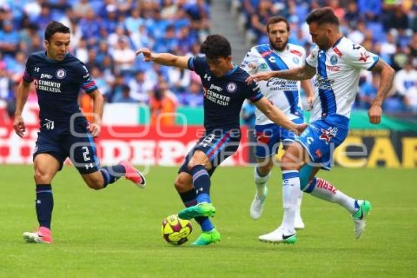 FÚTBOL . CLUB PUEBLA VS CRUZ AZUL