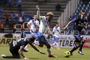 FÚTBOL . CLUB PUEBLA VS CRUZ AZUL 
