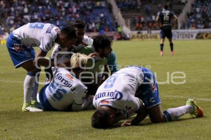 FÚTBOL . CLUB PUEBLA VS CRUZ AZUL