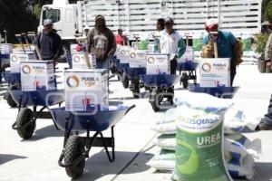 LIBRES . ENTREGA DE INSUMOS A TIEMPO