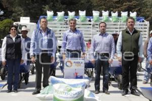 LIBRES . ENTREGA DE INSUMOS A TIEMPO