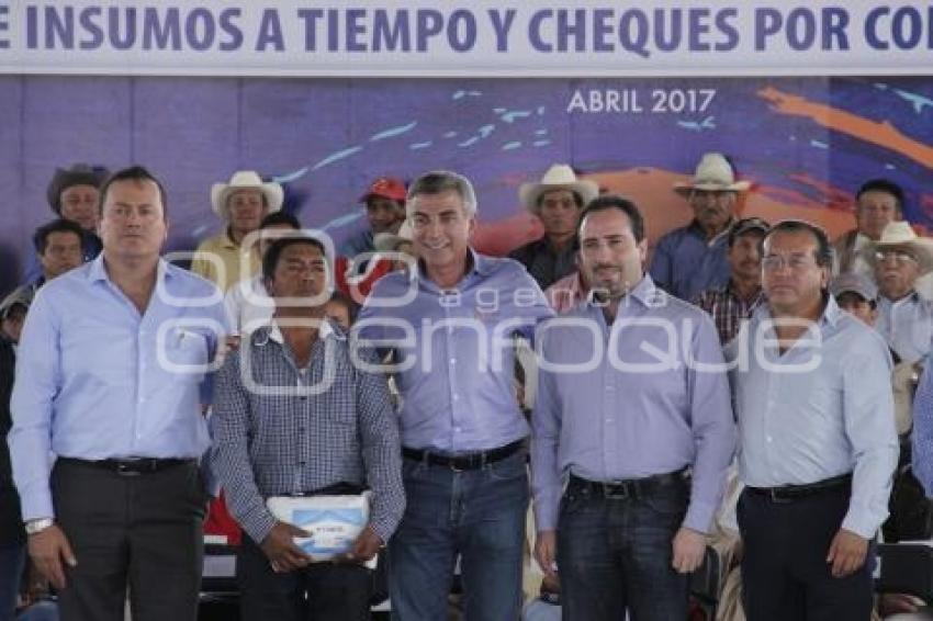 LIBRES . ENTREGA DE INSUMOS A TIEMPO