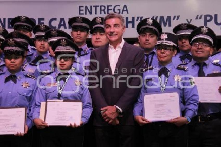 ENTREGA  DE CERTIFICADOS