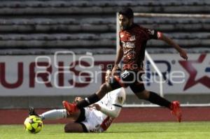 FÚTBOL . LOBOS VS ALEBRIJES