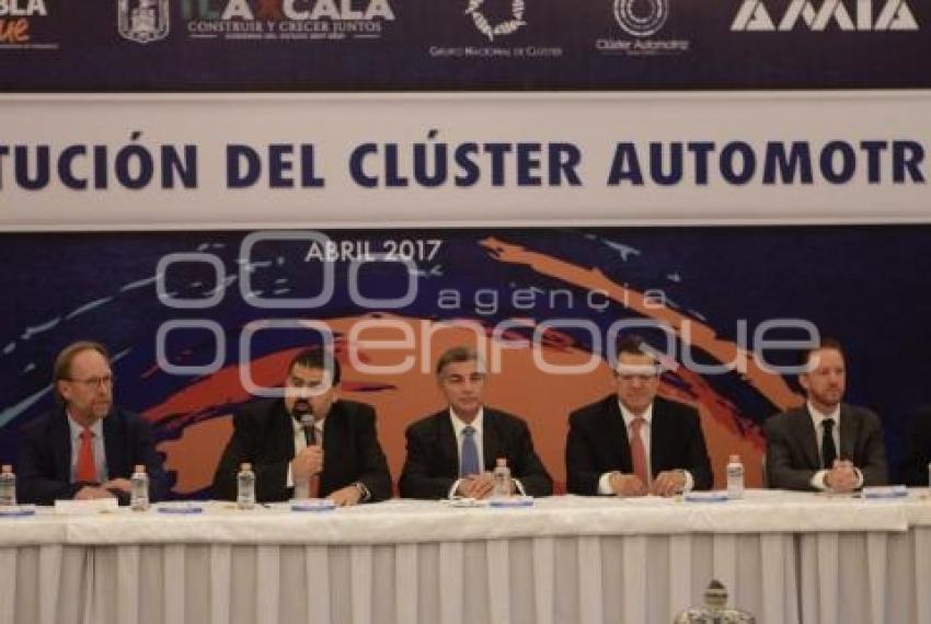 CLÚSTER AUTOMOTRIZ