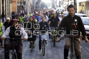 RODADA CONMEMORATIVA CREACIÓN DE LA BICICLETA