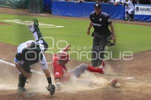 BÉISBOL . PERICOS VS DIABLOS