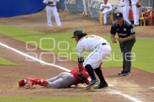 BÉISBOL . PERICOS VS DIABLOS