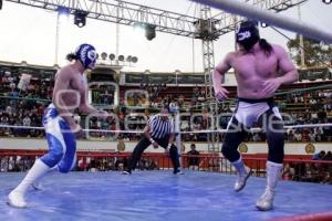 FUNCIÓN DE LUCHA LIBRE