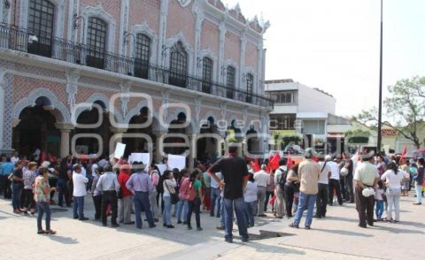 MANIFESTACIÓN . TEHUACÁN