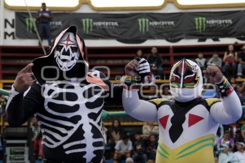 FUNCIÓN DE LUCHA LIBRE