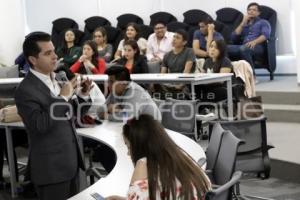 ITESM . CRISIS VIRAL