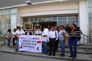 MANIFESTACIÓN . EX TRABAJADORES GOBIERNO