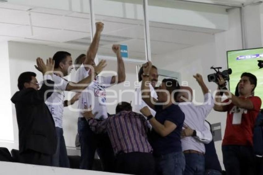 FÚTBOL . LOBOS VS MINEROS