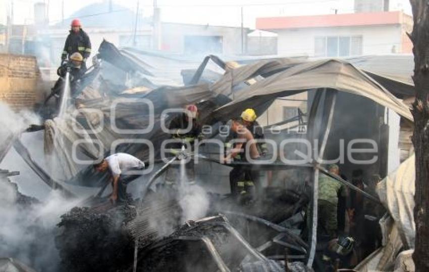 INCENDIO MADERERÍA . ATLIXCO