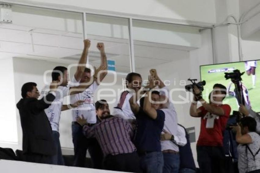 FÚTBOL . LOBOS VS MINEROS