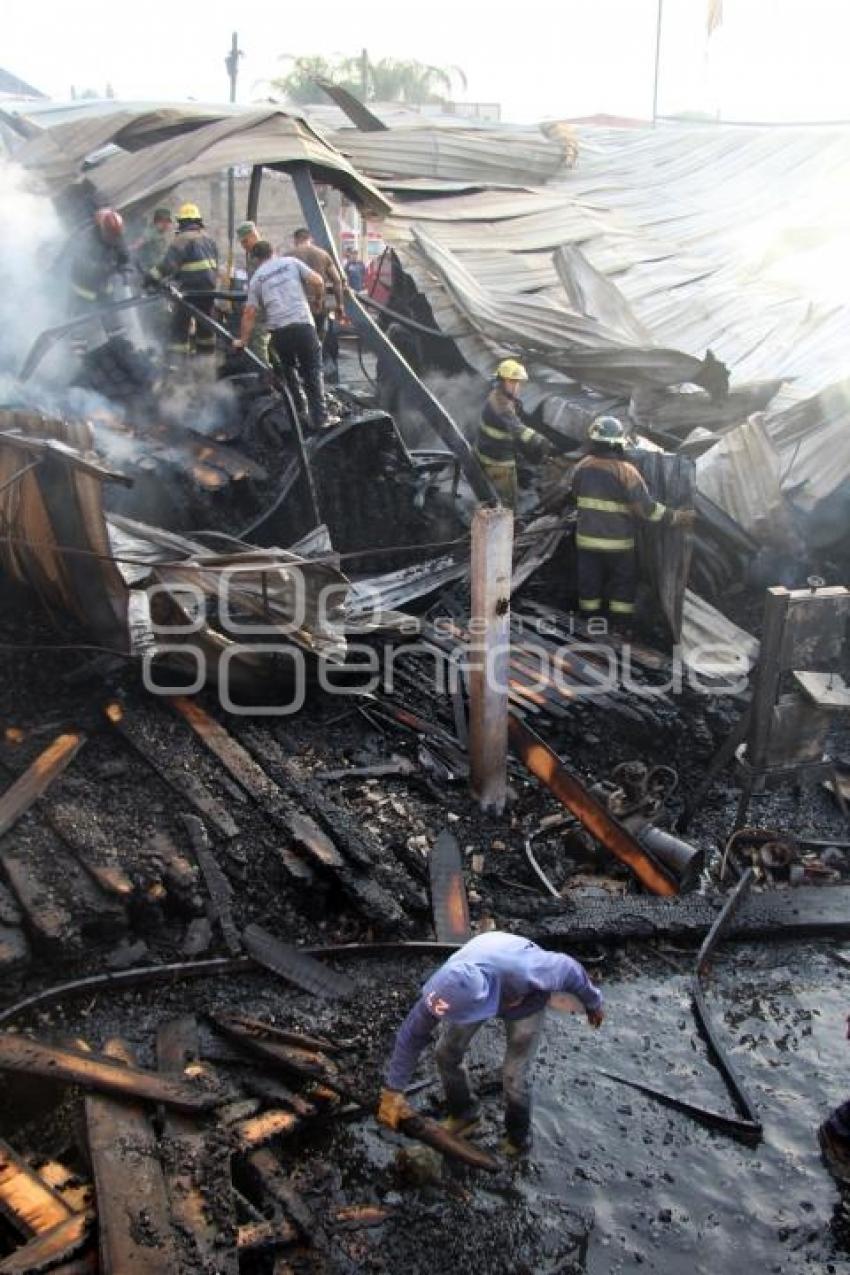 INCENDIO MADERERÍA . ATLIXCO